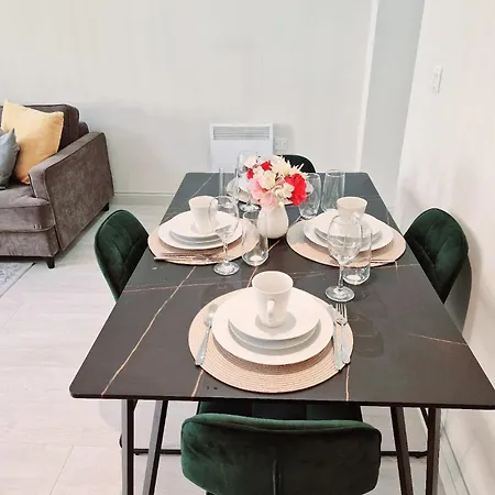 Kest Luxury Apartamento