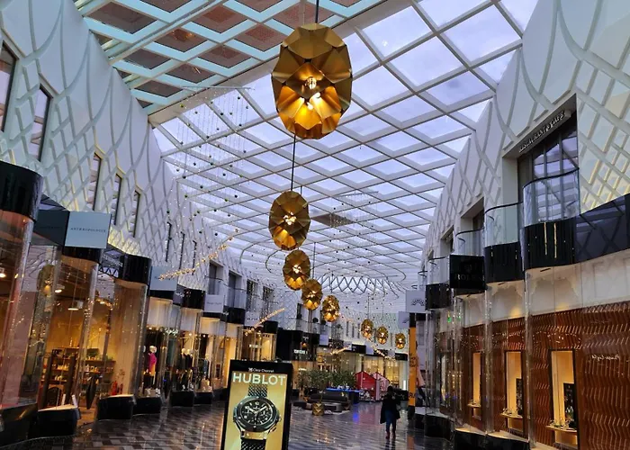 Kest Luxury Апартаменти Лідс